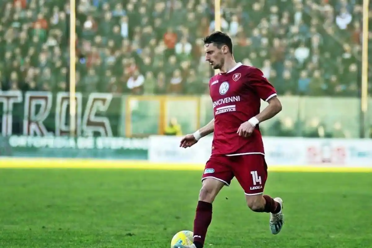 Profil Gabriele Rolando: Gelandang Nganggur 1 Tahun yang Coba Adu Nasib di PSIS Semarang