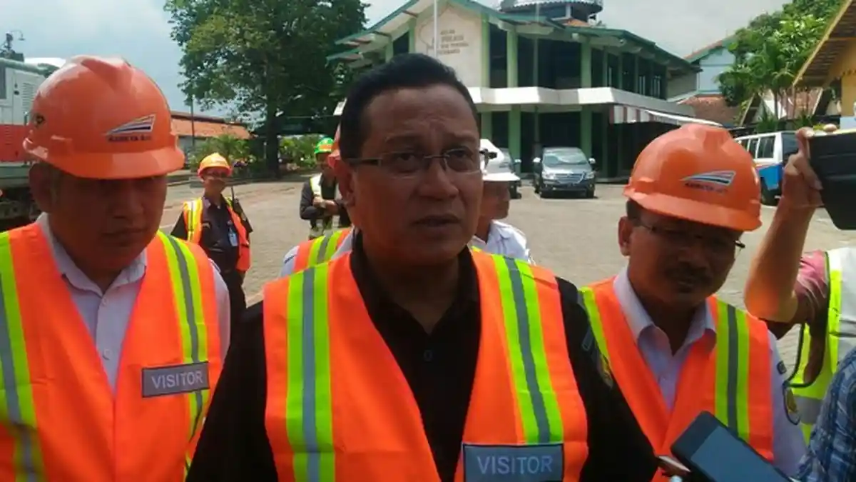 PT KAI Akan Pasang AC di Lokomotif Kereta Api