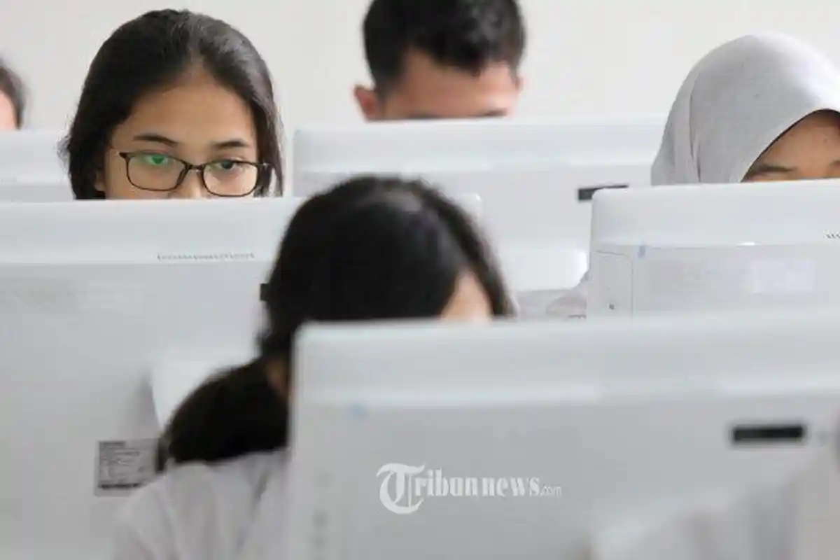 Daftar Lima Besar Peraih Nilai UN Tertinggi Siswa SMA/SMK di Jawa Barat