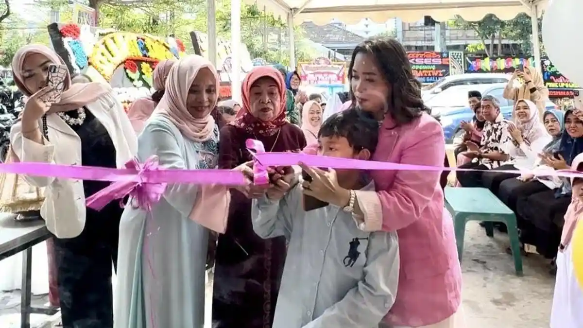 Wiwi Pratiwi Wedding Gallery ‘Pakaian Pengantin Tradisional’ Hadir di Jl Pengayoman Makassar
