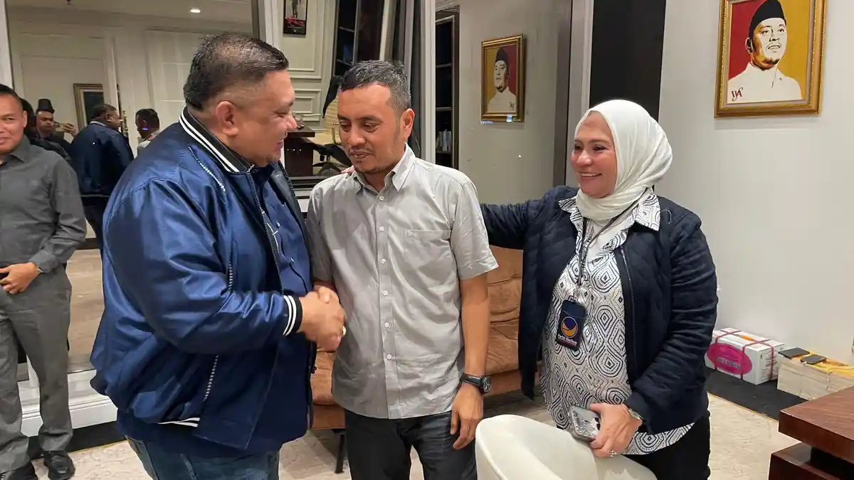 Rosita Usman Sebut Tunggu Tanggal Mainnya Soal Duet dengan Agus ...