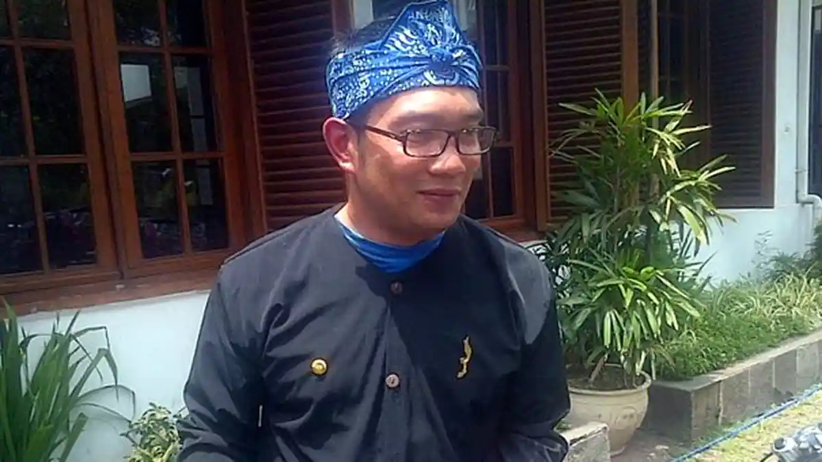 Semua Kadis di  Lingkungan  SKPD Pemkot  Bandung   Magang di Singapura