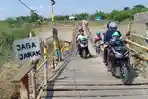 jembatan-apun-penghubung-demak-kudus-jadi-alternatif-pemotor-setleah-jalan-pantura-demak-kudus-putus.jpg