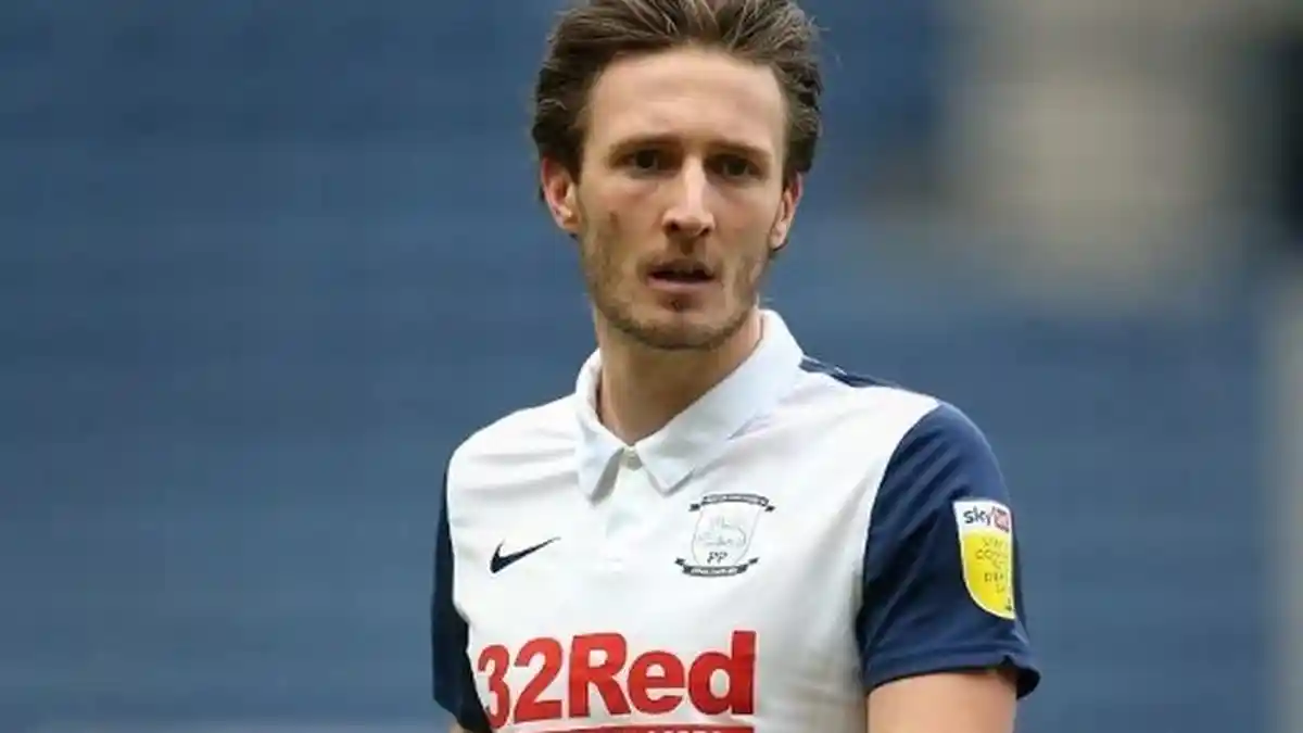 Ben Davies dan Bek Turki Ozan Kabak Resmi ke Liverpool, Juergen Klopp: Dia Pemain Bertalenta
