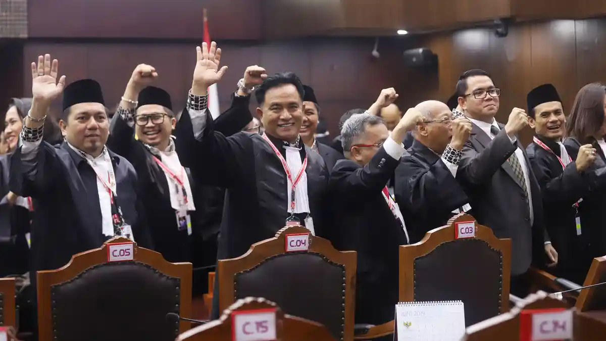 Tim Hukum 02 Tak Sempat Ucapkan Selamat, Ini Kata Yusril dan Arsul Sani