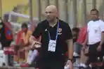 makassar/Pelatih-PSM-Makassar-Bernardo-Tavares-saat-lawan-Dewa-United-Rabu-132023.jpg