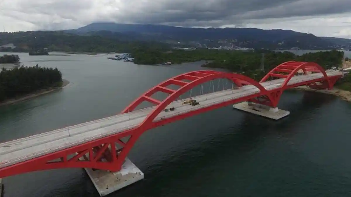Jembatan Holtekamp di Papua Menjadi Ikon Baru Indonesia