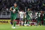 Bali United Bungkam Persebaya 1-0 di Stadion Gelora Bung Tomo