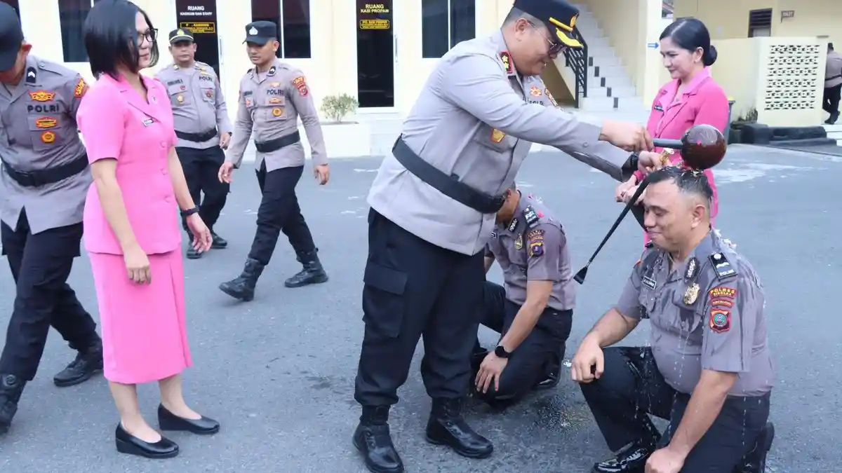 Kenaikan Pangkat Personel, Kapolres Sibolga Harap Jadi Motivasi Tingkatkan Kinerja