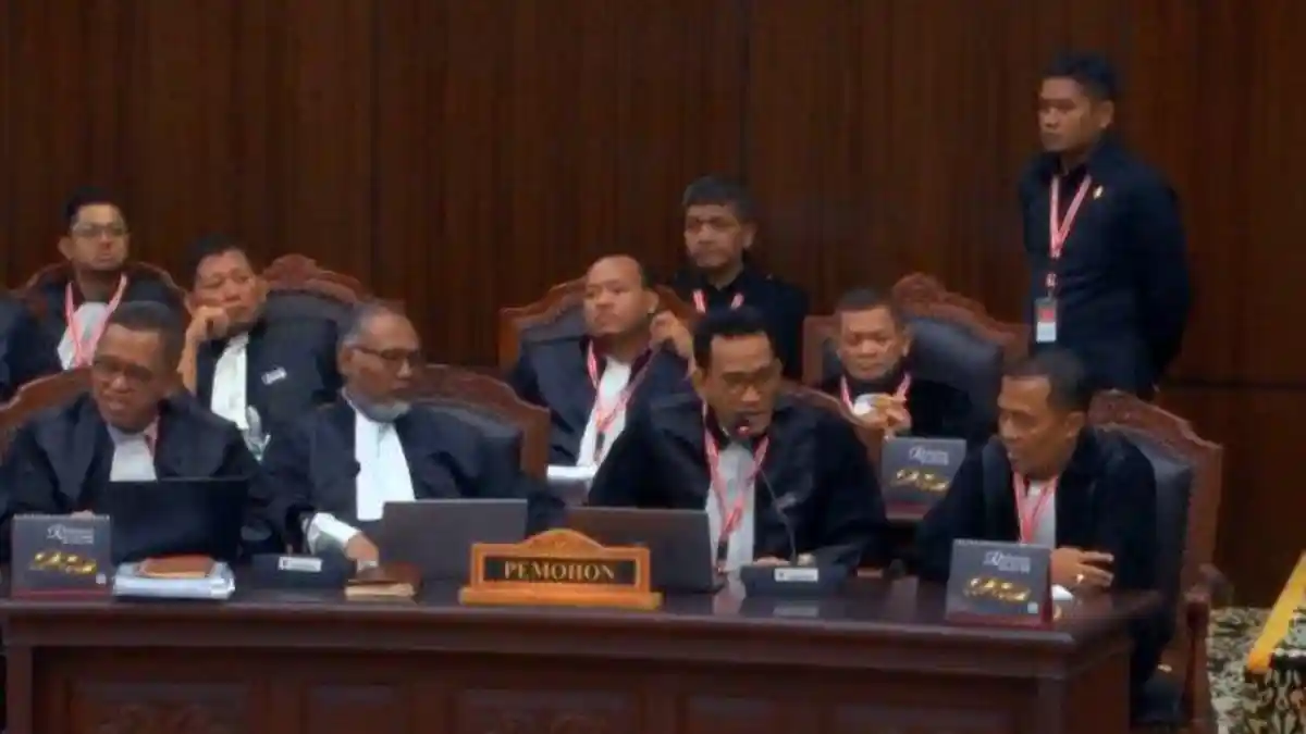 Sosok Dua Ahli Prabowo-Gibran di Sidang MK, Independensinya Diragukan oleh Refly Harun