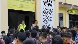 Penerimaan-Polri-di-Polres-Belitung.jpg