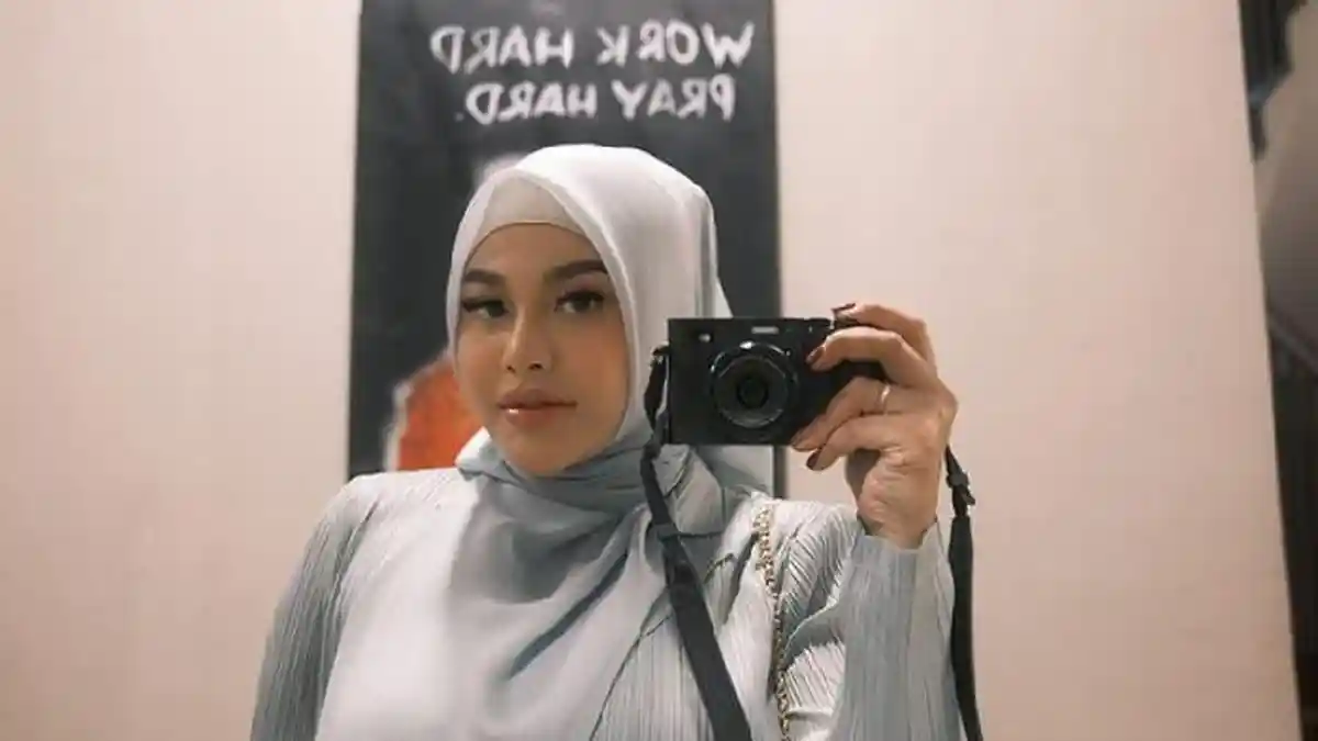 Fitur Garansi Bebas Pengembalian Bikin Aurel Hermansyah Nyaman Belanja di Shopee