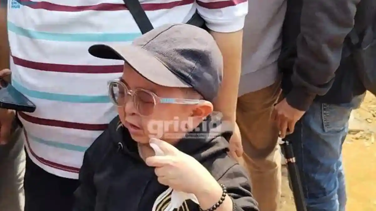 Sambil Menangis, Daus Mini Ungkap Penyesalan Terbesar Usai Temon Templar Meninggal Dunia - Tribunsumsel.com