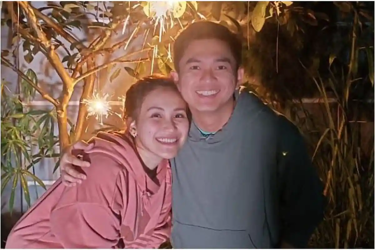 Batal Menikah, Ayu Ting Ting Terciduk Masih Follow Akun IG Adit Jayusman