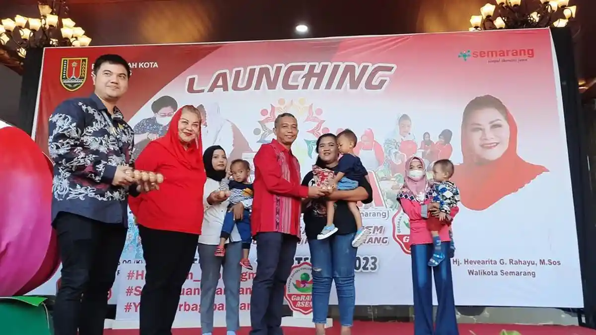 Bagi Dua Telur Tiap Hari untuk Atasi Stunting, Tribun Jateng Diapresiasi, Kepala BKKBN: Cerdas!