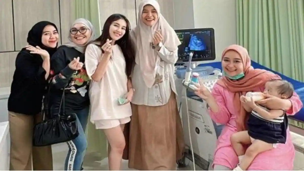 Ayu Ting Ting Pusingkan Hal Ini Kala Sadar Kehadian Anak Kedua Asyifa Nuraini, Kuras Dompet?