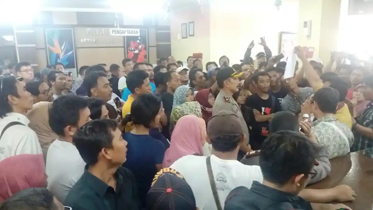 Vaksin Palsu, Tina Curiga soal Harga Murah hingga Warna Mencolok