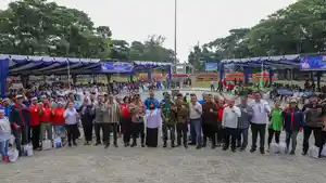 Peringatan-Hari-Buruh-May-Day-berlangsung-meriah-dan-semarak.jpg