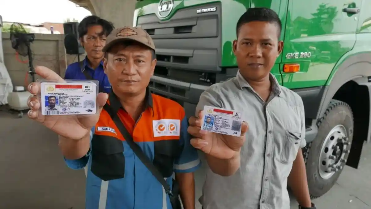 SIM Gratis untuk 60 Sopir Truk dari UD Trucks