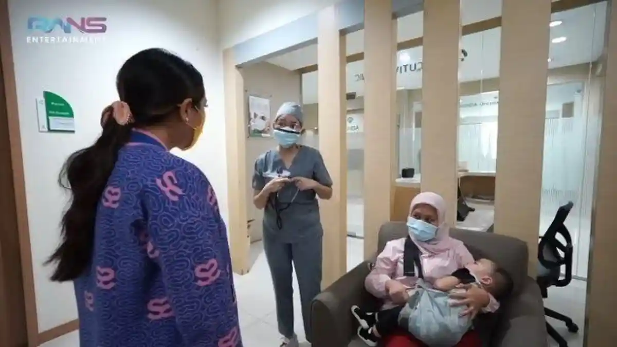 Rayyanza Muntah-muntah, Anak Raffi Ahmad Dilarikan ke Rumah Sakit