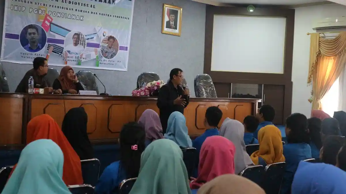 Workshop kesusastraan, Pay Jarot Sujarwo Beri Kiat Menulis Karya Fiksi Kepada Mahasiswa IKIP