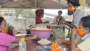 DAPUR-UMUM-PENGUNGSI-ERUPSI-LEWOTOBI_04.jpg