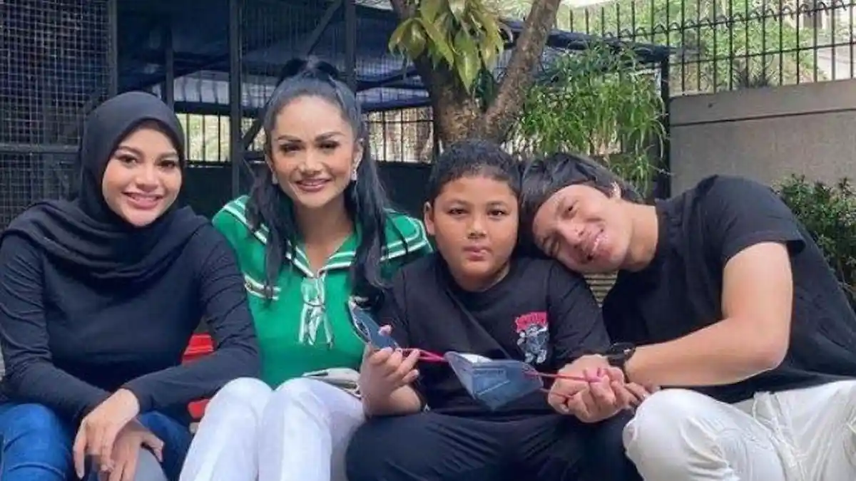 KRISDAYANTI Berkunjung ke Kediaman Aurel dan Atta Halilintar, Ini yang Dilakukannya di Sana