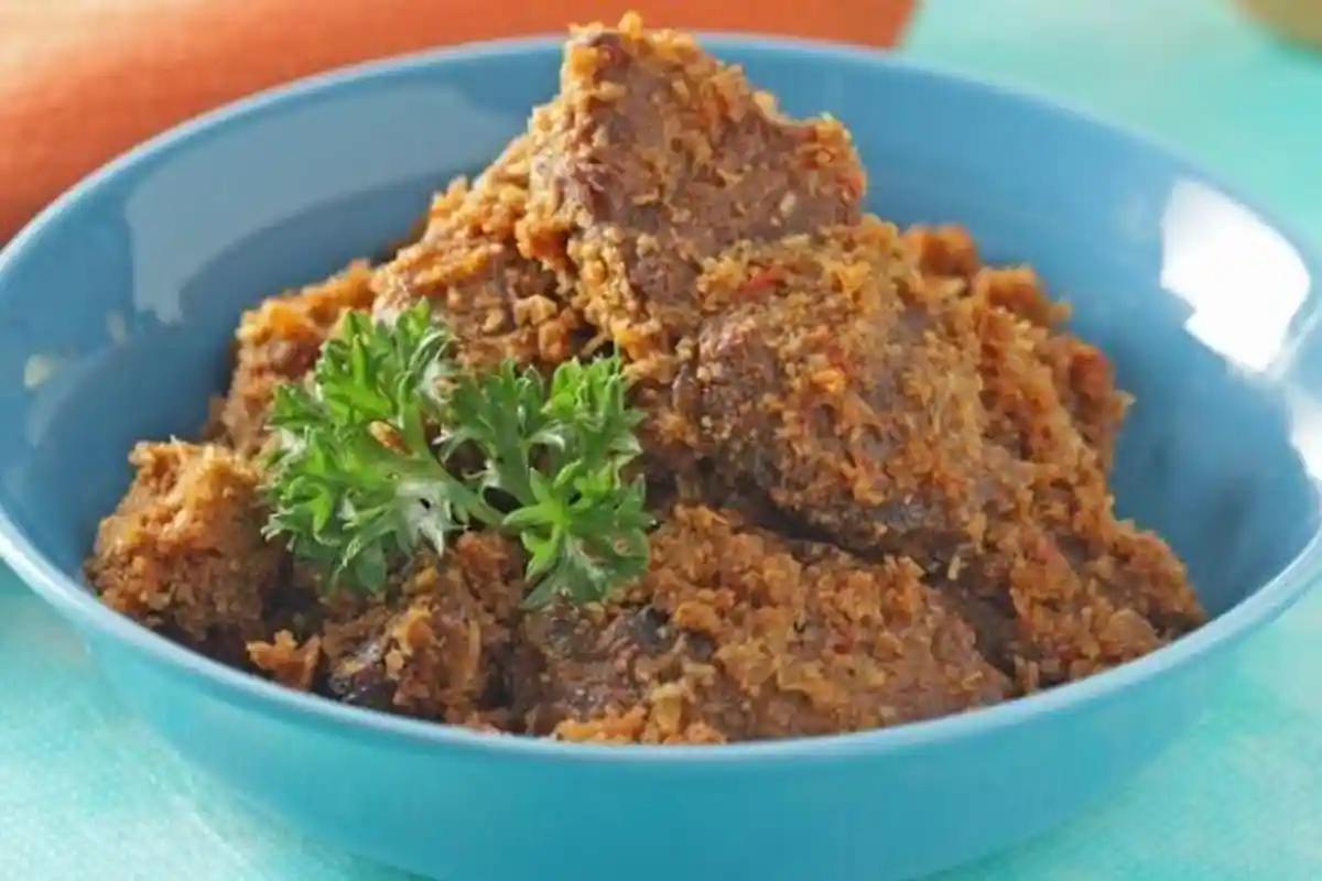 Resep Daging Masak Kelapa Sangrai, Menu Makan Siang Praktis dan Lezat yang Tingkatkan Nafsu Makan