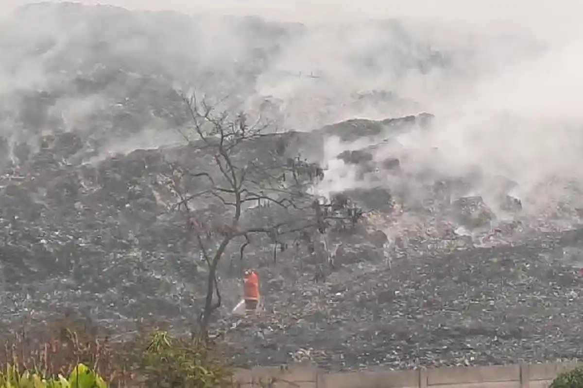 KLHK Sebut Ada Dua Operasi Intensif dalam Penanganan Kebakaran TPA Rawa Kucing Kota Tangerang