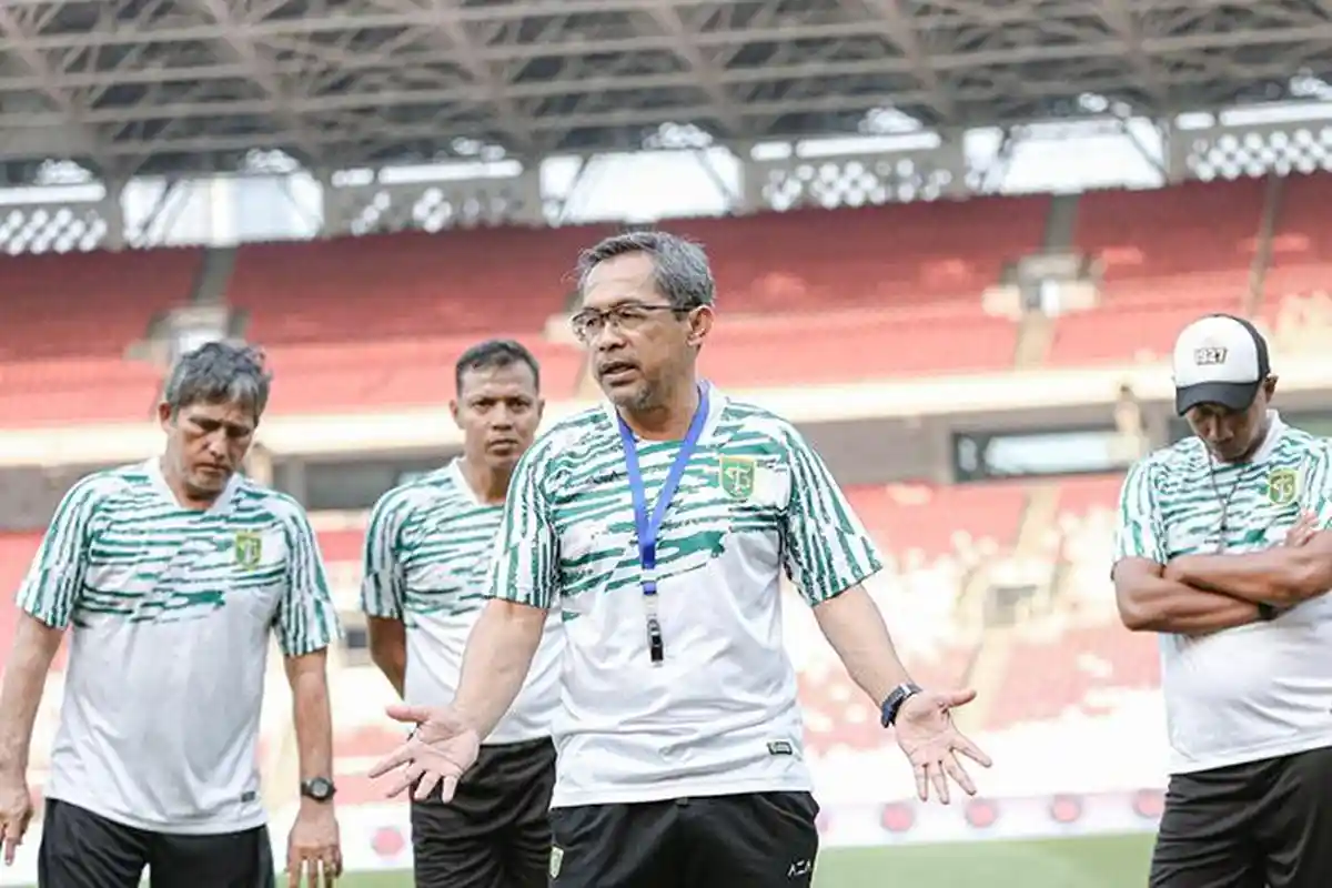 Aji Santoso Out dari Bajul Ijo? Hasil Persebaya vs Persikabo di Liga 1, Skor 0-1 di Babak Pertama