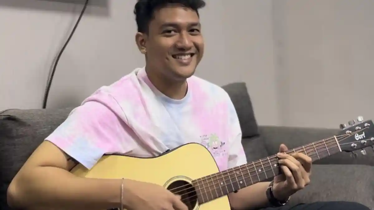 Hanya Bisa Memendam Cinta, Hose Ali Ekspresikan Perasaannya Lewat Lagu 'Bahagia Dengannya'