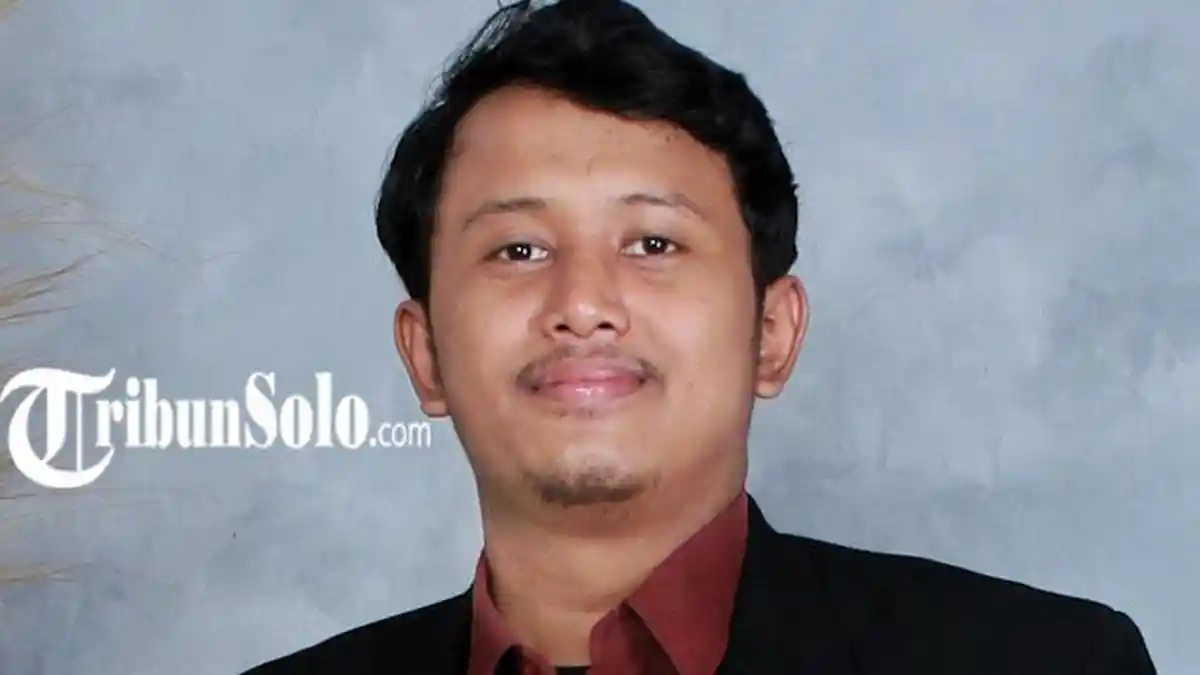 Biodata Hilmi Ash Shidiqi, Presiden BEM UNS Solo: Sukses Bikin UNS Jadi Koordinator BEM SI