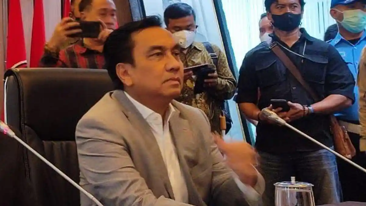 Profil dan Biodata Effendi Simbolon, Sudah 4 Periode DPR RI, Kini Dibuang PDI Perjuangan