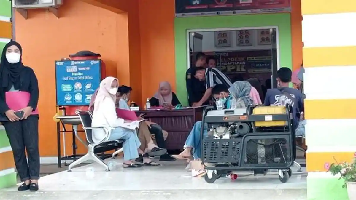 Sejak Pagi, Ribuan Pendaftar PPS Serahkan Berkas ke KPU Merangin