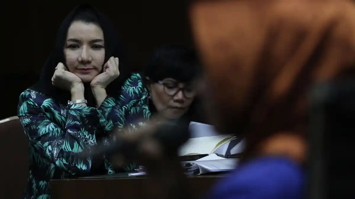 Kontraktor Akui Berikan Miliaran Rupiah ke Khairudin