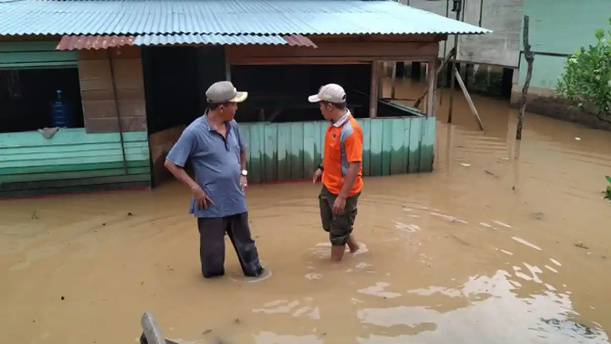 Ratusan Rumah di Madina Terendam Akibat Hujan Deras yang Bikin Sungai Batang dan Sampuran Meluap