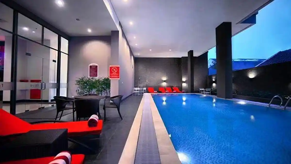Paket Berenang di Favehotel Losari Makassar hanyaRp 50 Ribu