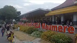 Aktivitas-penerbangan-di-Bandara-Frans-Seda-Maumere-di-Kabupaten-Sikka-NTT-kembali-normal.jpg