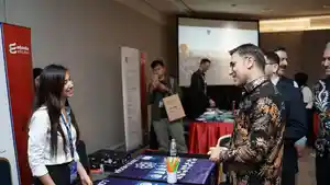 Sejumlah-pelajar-datangi-pameran-pendidikan-Turki.jpg
