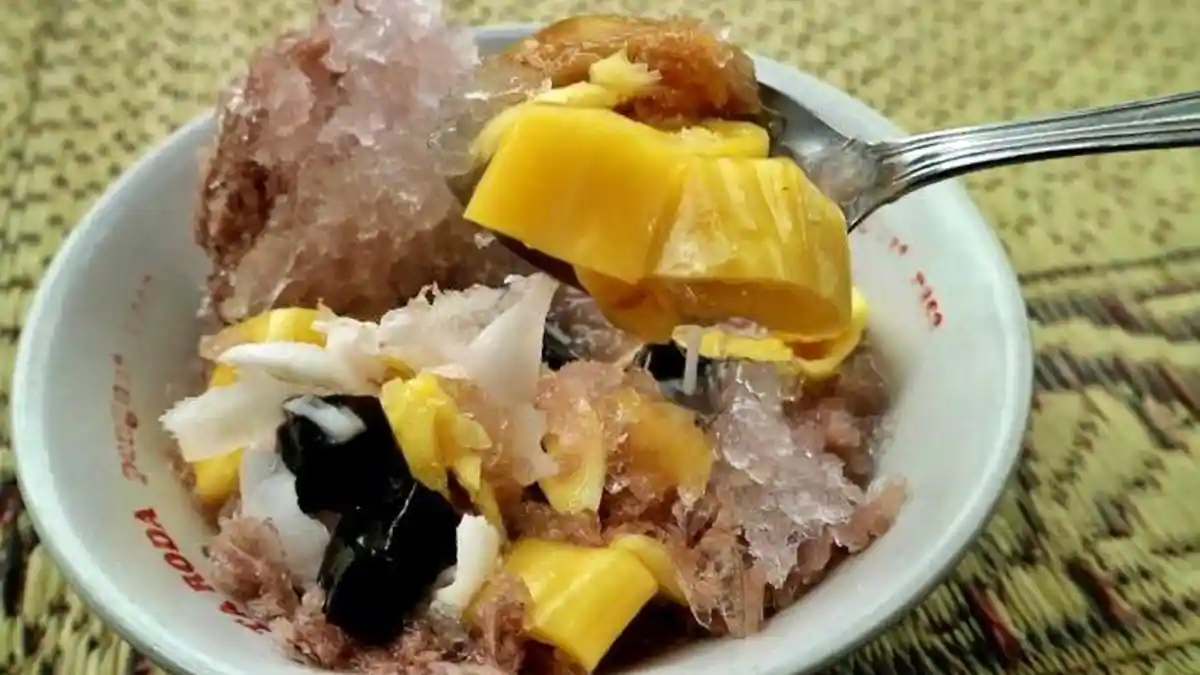 Kuliner Jogja Es Buah Populer, Nyess Segar di Mulut Adem di Tenggorokan ...