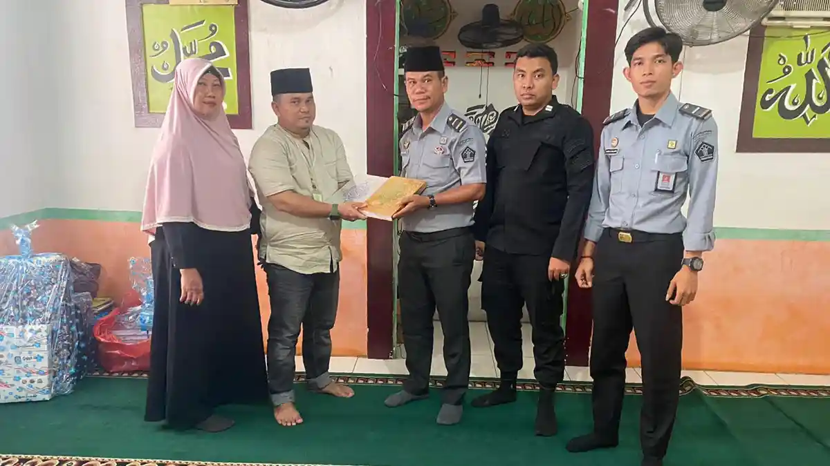 Dukung Pembinaan Warga Binaan, Lapas Kotapinang Terima Wakaf Al-Quran dari Masyarakat