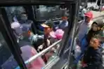 Bus di Terminal Leuwipanjang Terlambat Datang