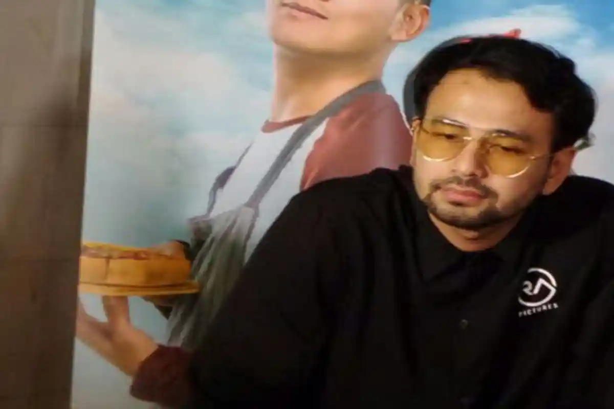 Raffi Ahmad Bantah Kabar Dia Dipecat, Ternyata Ini Alasan Raffi Tak Tampil di Program Pesbukers!