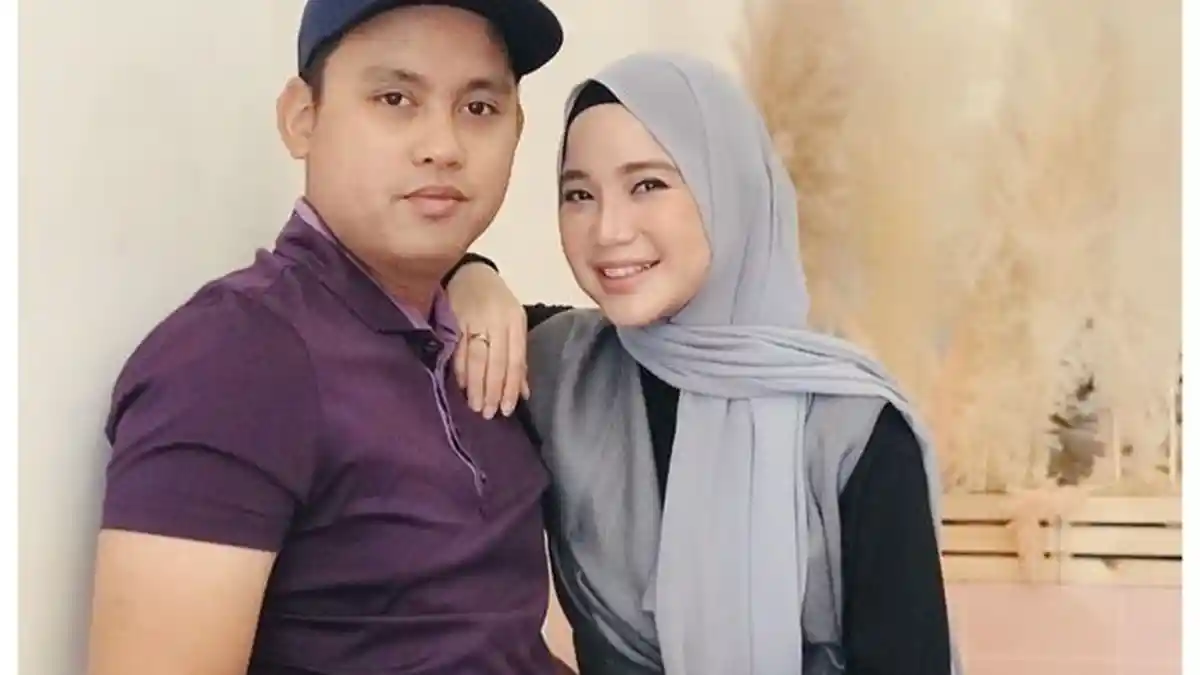 Jadi Istri Pejabat, Chacha Frederica Masih Suka Makan di Pinggir Jalan