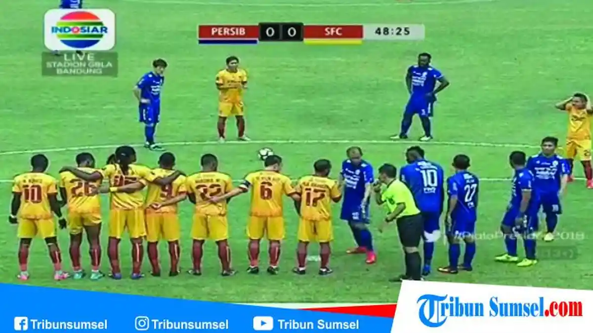 Persib Bandung Siap Jual Michael Essien ke Klub Inggris