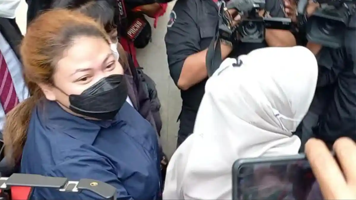 Diperiksa Bersama Sang Suami, Olivia Nathania Bawa Bukti Transfer Dugaan Penipuan Rekrutmen CPNS
