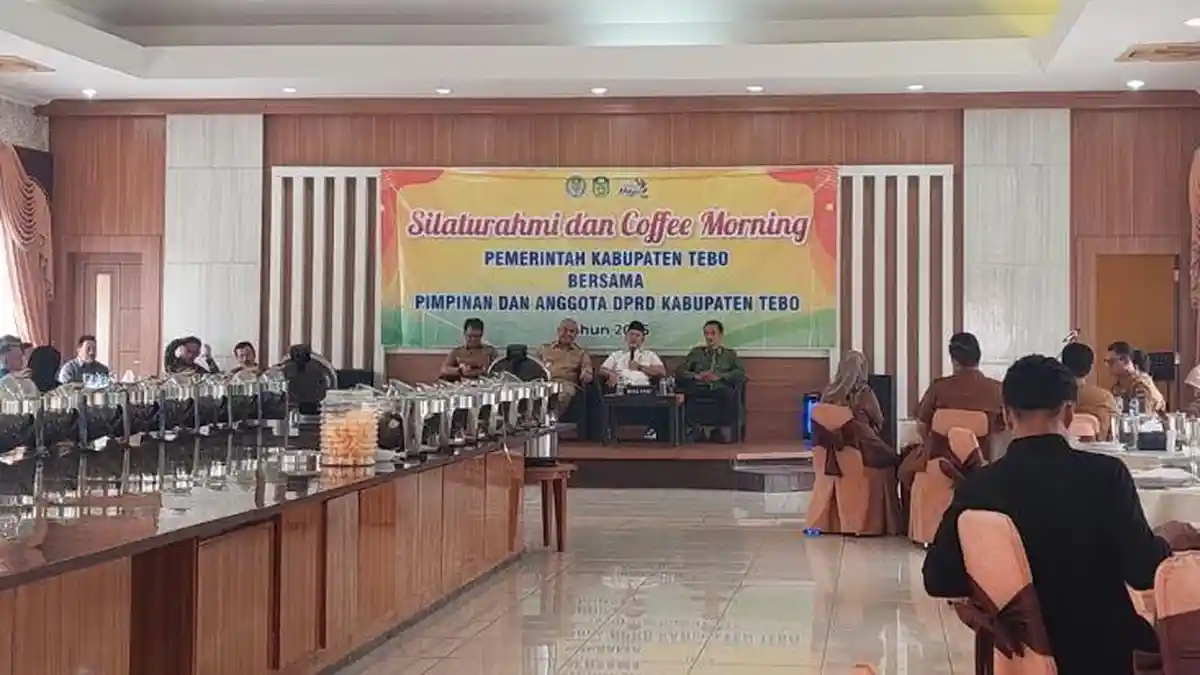 Bupati dan Wabup Tebo Ngopi Bareng DPRD di Rumah Dinas, Serap Aspirasi Masing-masing Dapil