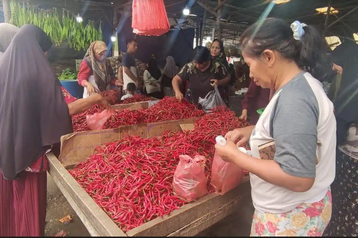 Hari Ini Harga Cabai dan Bawang Merah di Pasar Kebon Kopi Jambi Beragam