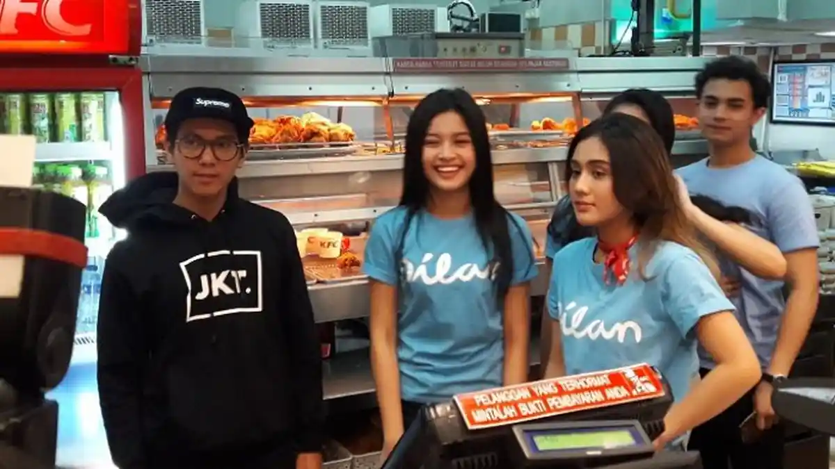 Rupanya Ini Alasan Sang Produser Rilis Film Dilan dalam Format DVD
