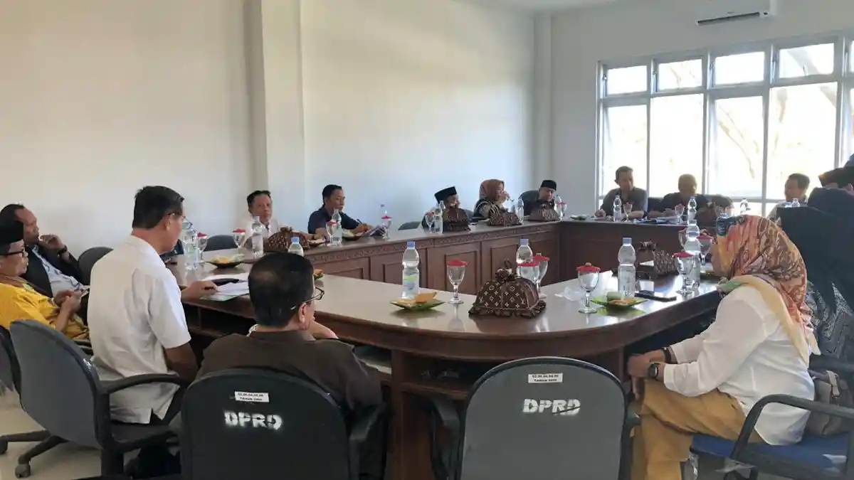 DPRD Barru Bentuk Fraksi, Berikut Pembagiannya